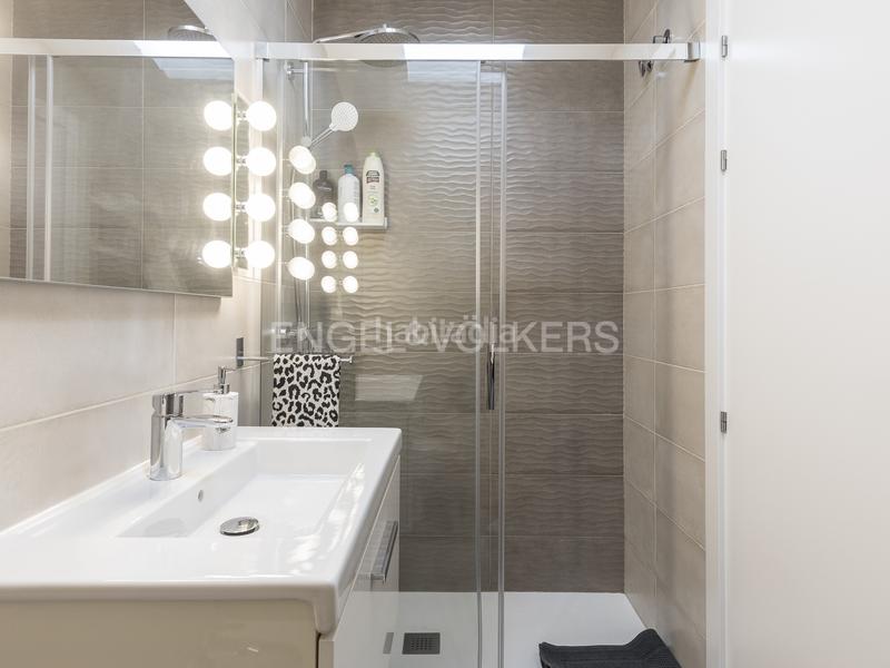 Foto 2aa1dc02-daa2-4783-8701-536b842e47f3. Location attique avec chauffage parking dans Centre Sant Just Desvern