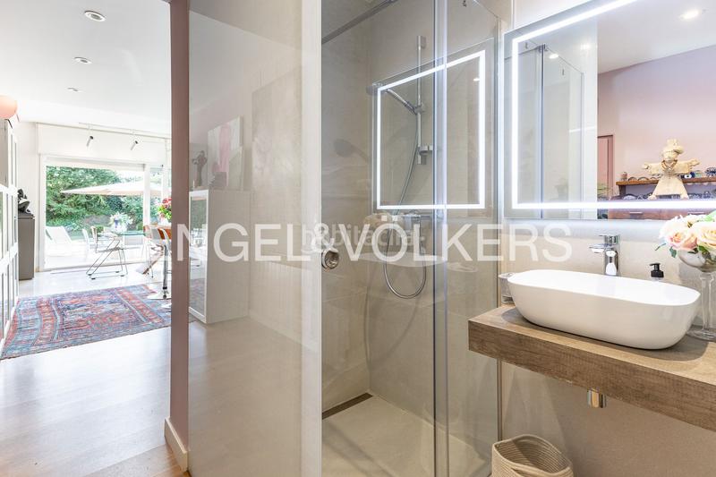 Foto 1dc4db81-5f9d-408d-827f-b31945a183fb. Casa con riscaldamento parcheggio piscina in Califòrnia-Santa Madrona Masnou (El)