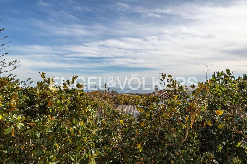 Foto 40a0b644-0409-4248-bc19-5c83eb30d7d6. Casa con riscaldamento parcheggio piscina in Califòrnia-Santa Madrona Masnou (El)