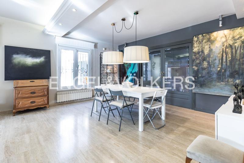 Foto 424fc6ef-37da-4315-9b85-533022ea70fc. Casa con riscaldamento parcheggio piscina in Califòrnia-Santa Madrona Masnou (El)