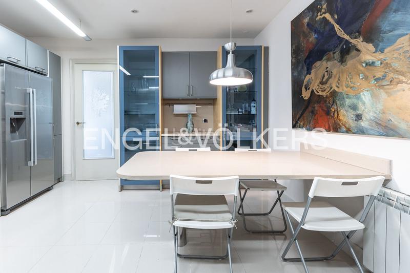 Foto 61c925f1-04c2-4ec7-9686-b9db68eab762. Casa con riscaldamento parcheggio piscina in Califòrnia-Santa Madrona Masnou (El)