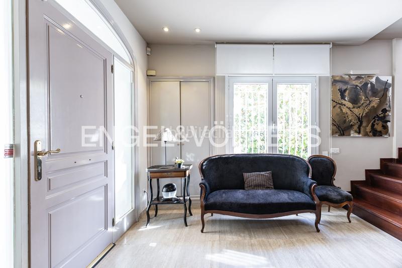 Foto 651499e8-3b1f-45e7-8dc8-2cce94313134. Casa con riscaldamento parcheggio piscina in Califòrnia-Santa Madrona Masnou (El)