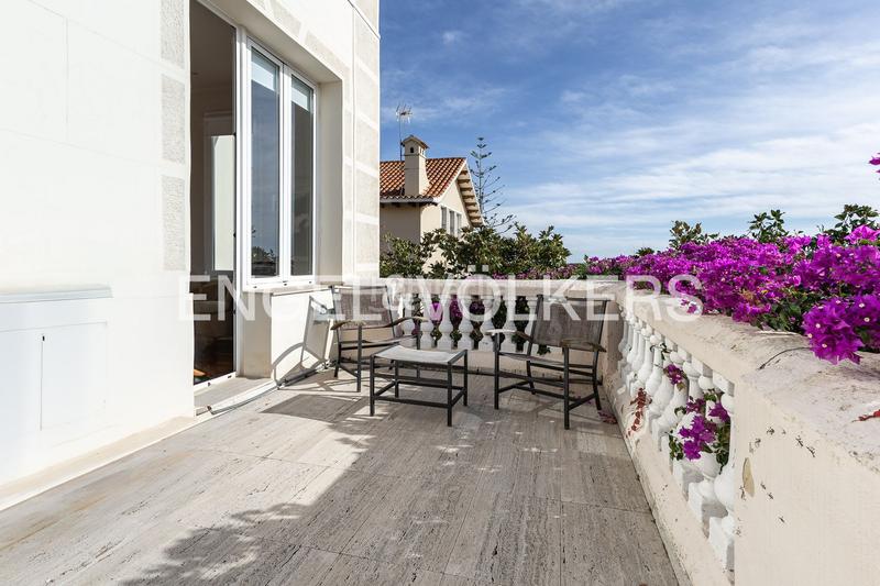 Foto 7839e9b3-cd8a-4d7f-b626-dca4b4816dd5. Casa con riscaldamento parcheggio piscina in Califòrnia-Santa Madrona Masnou (El)