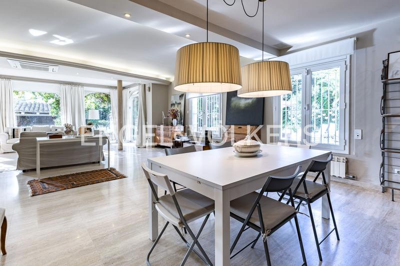 Foto d177cf5b-2af6-4935-9188-41ce65307c67. Casa con riscaldamento parcheggio piscina in Califòrnia-Santa Madrona Masnou (El)