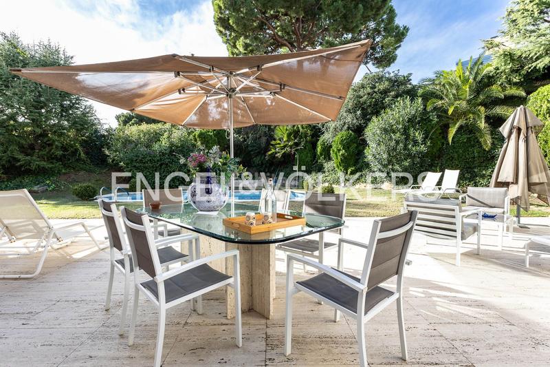 Foto f96cb5c4-7a7a-4f90-9eb0-1ca8a145db86. Casa con riscaldamento parcheggio piscina in Califòrnia-Santa Madrona Masnou (El)