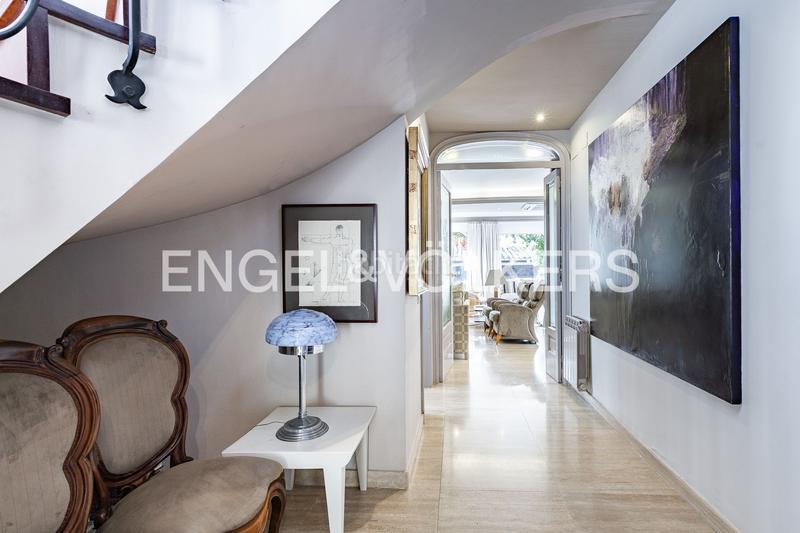 Foto fa58db72-8882-4f8e-9f90-fab7a0949e96. Casa con riscaldamento parcheggio piscina in Califòrnia-Santa Madrona Masnou (El)