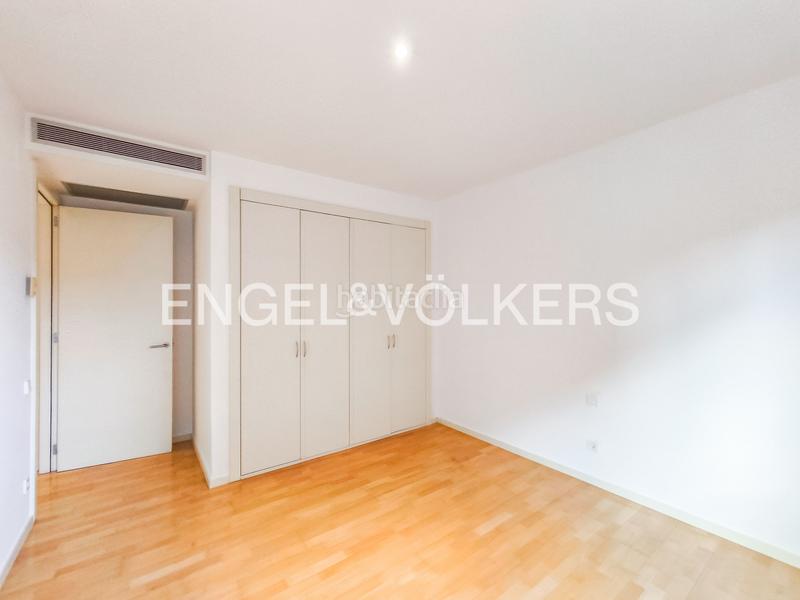 Foto 84294669-212c-48ab-8905-74a2d380bcdc. Alquiler ático exclusiva vivienda de cinco dormitorios en can rabia en Barcelona