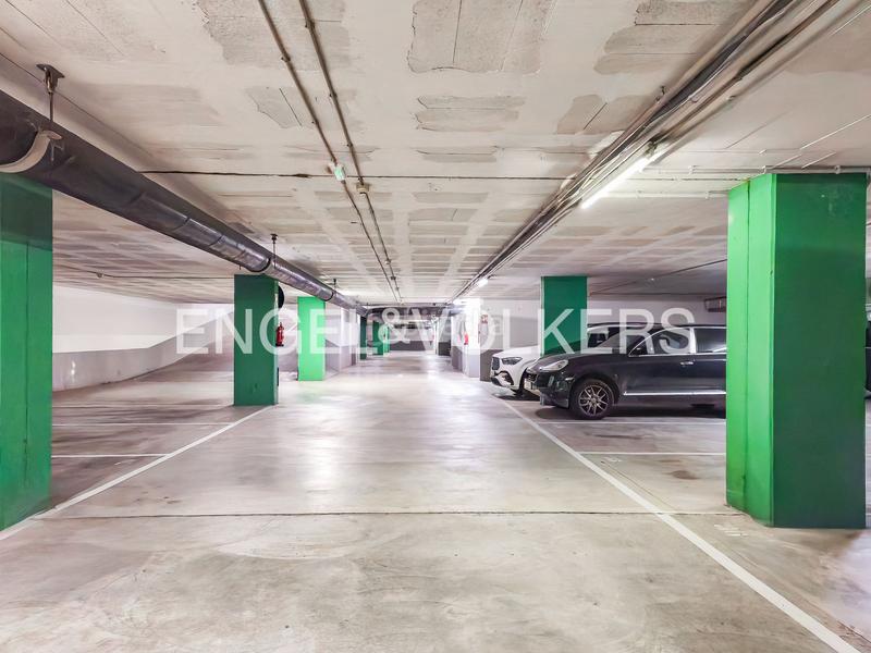 Foto 465bcf93-f062-4d9f-9913-330cbda34130. Location attique avec chauffage parking dans Tres Torres Barcelona