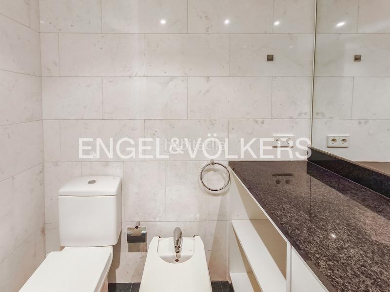 Foto 4499fef5-0946-460f-b289-d20f27654cfe. Rent penthouse with heating parking in Tres Torres Barcelona