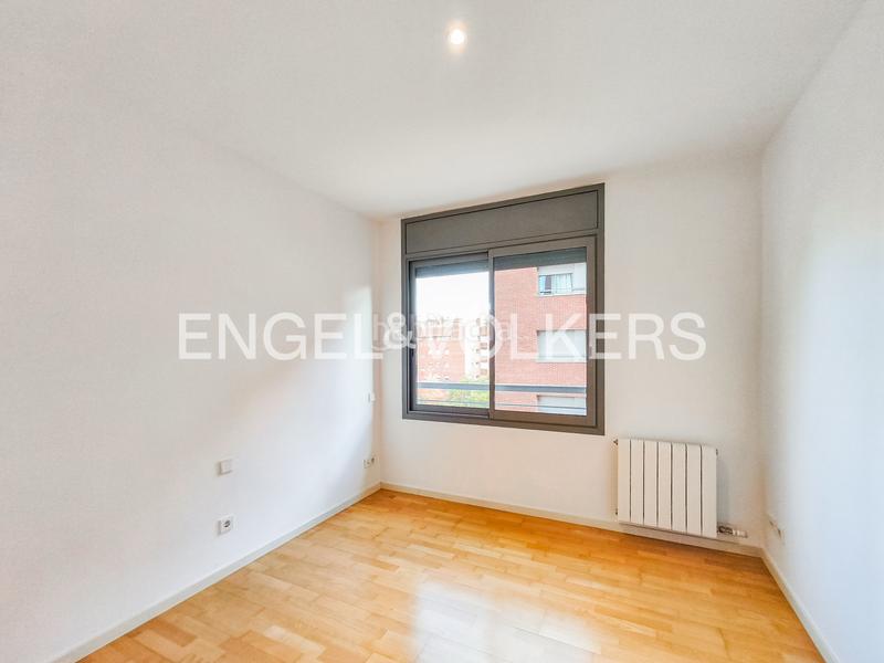 Foto 5d73d9d7-bf7c-4ca5-9c52-41bba2ea4f51. Rent penthouse with heating parking in Tres Torres Barcelona