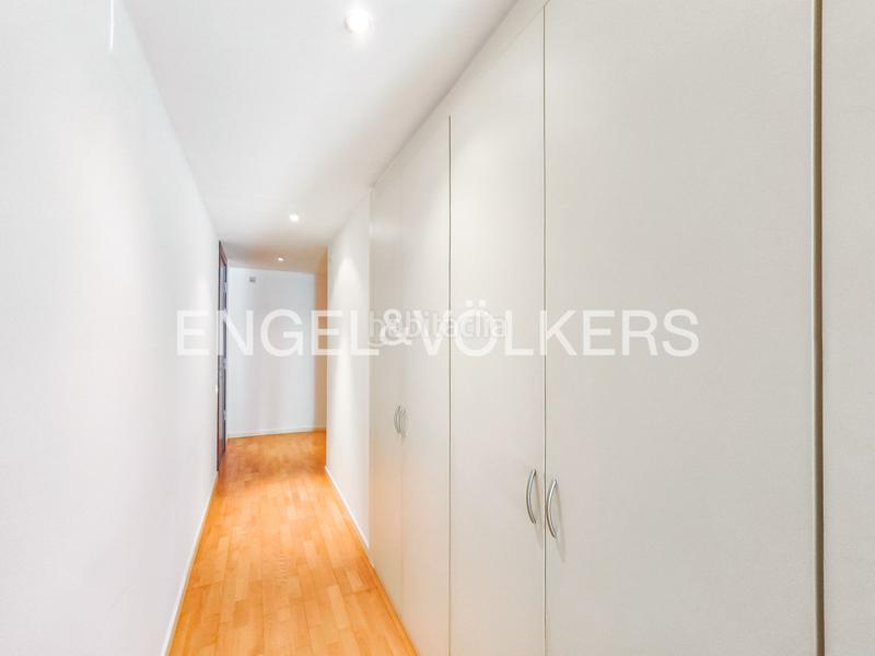 Foto 6c0c217d-96c6-4bc9-a572-08c153be3501. Rent penthouse with heating parking in Tres Torres Barcelona