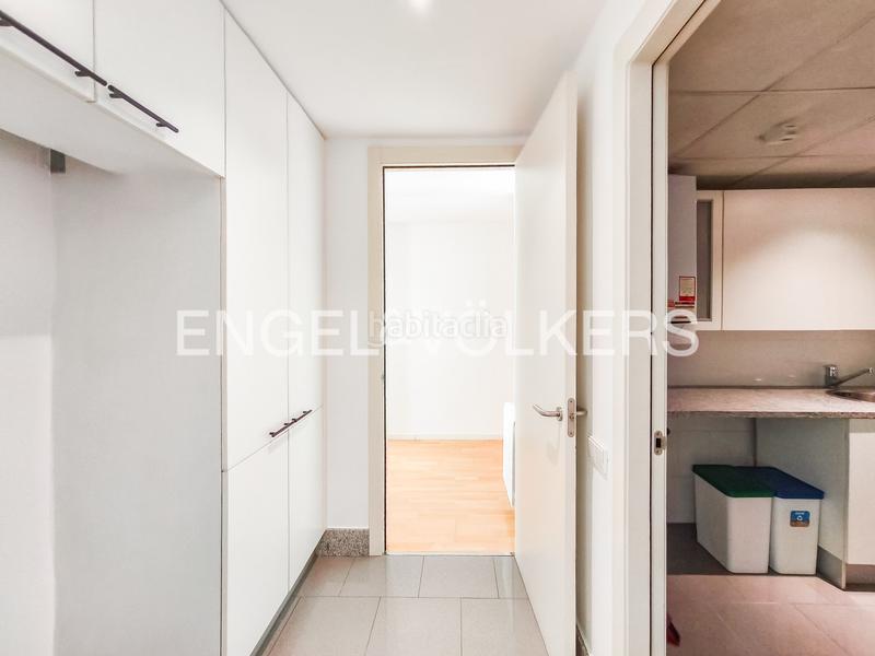 Foto fc021ad6-7a3b-4cb4-a701-28cdc8b3f87e. Rent penthouse with heating parking in Tres Torres Barcelona