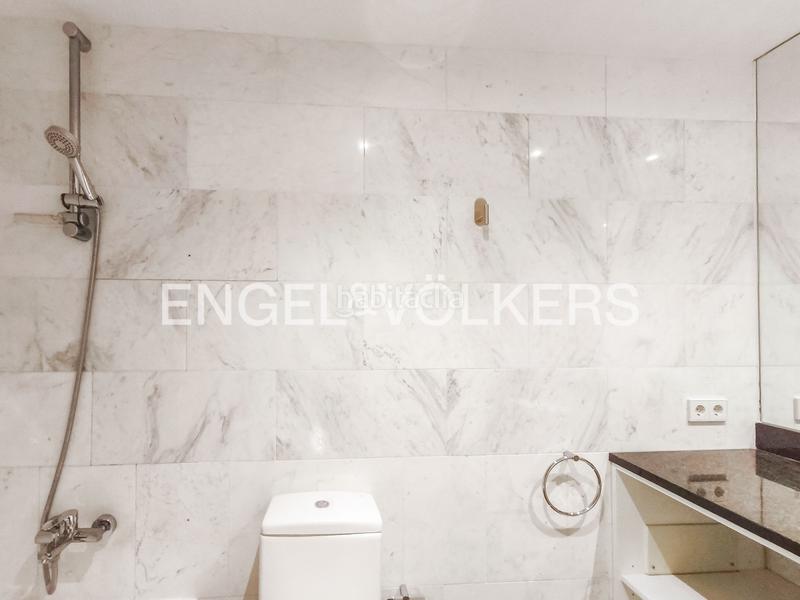 Foto ffc7ec84-038d-4734-9c49-41122bb54df1. Rent penthouse with heating parking in Tres Torres Barcelona