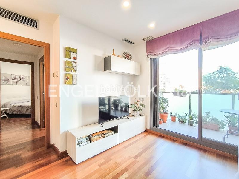 Foto a5ef8648-06eb-44d6-8660-6259d17755e1. Alquiler apartamento piso temporal en poblenou con piscina en Barcelona