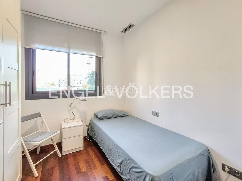 Foto 87050a1d-49fc-4c0c-8c30-e6b06a670c36. Lloguer apartament amb calefacció piscina a Provençals del Poblenou Barcelona