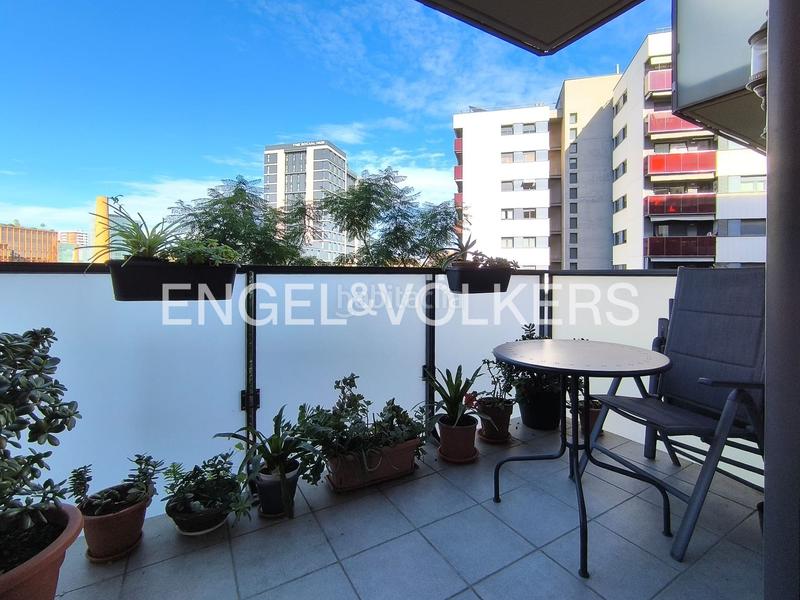 Foto 0494d57b-df71-49f1-9be9-7fbd1b9ad420. Location appartement avec chauffage piscine dans Provençals del Poblenou Barcelona