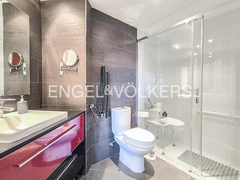 Foto fd0a2949-7ee6-4a0e-b802-cc88162c8095. Location appartement avec chauffage piscine dans Provençals del Poblenou Barcelona