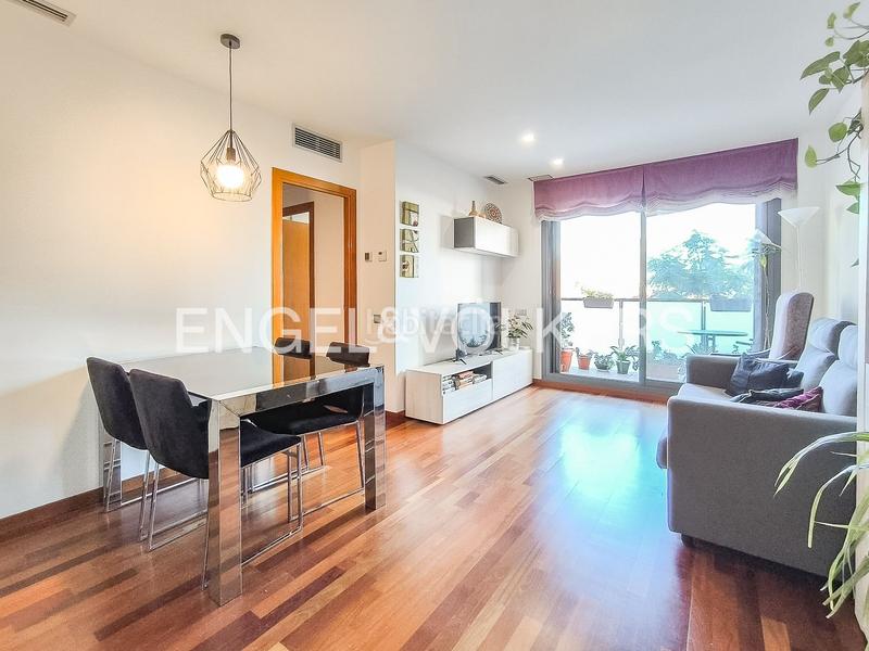 Foto c6925550-2201-4772-8ac0-395587f62873. Rent apartment with heating pool in Provençals del Poblenou Barcelona