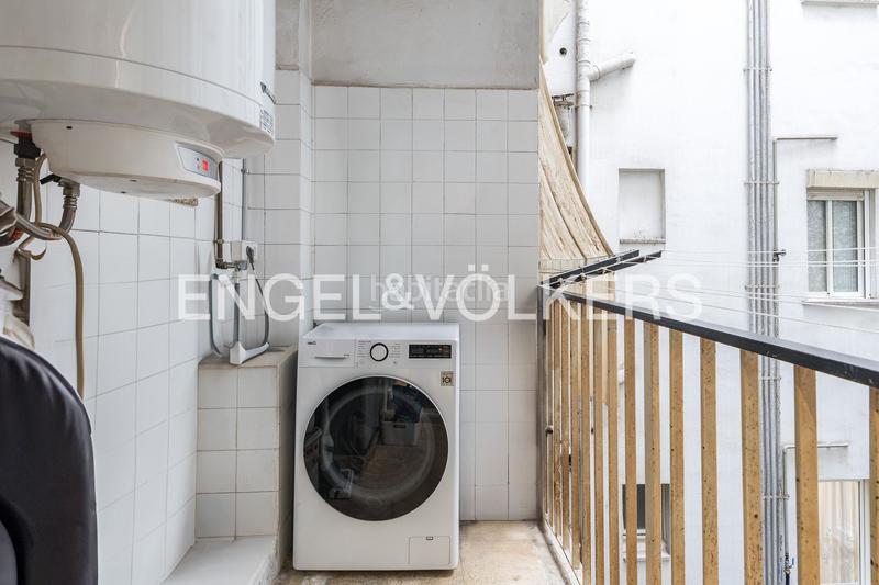 Foto 05460fc0-fe13-439b-bada-145f815547f6. Apartament amb calefacció a Barri de les Corts Barcelona