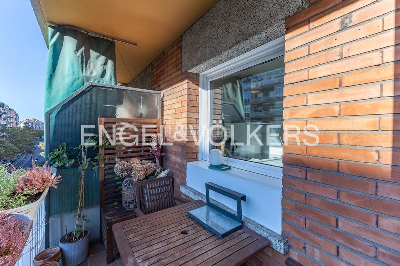 Foto 668f0ca4-8433-4c9a-830b-3883babfef57. Apartament amb calefacció a Barri de les Corts Barcelona