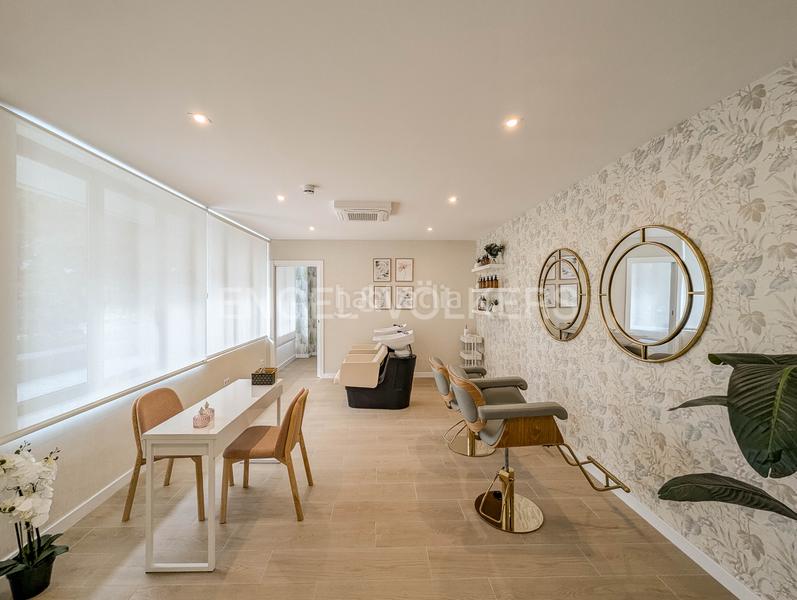 Foto 19245180-7b71-456a-a49a-a490e390a5e5. Lloguer apartament amb calefacció aparcament piscina a Esplugues de Llobregat