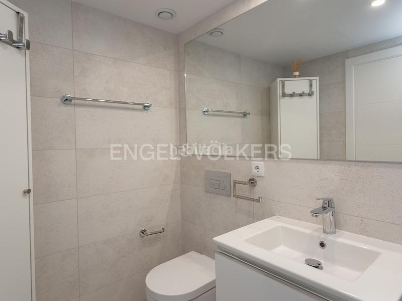 Foto 51cfc1fa-e1a9-4576-9cdb-c1595864a52a. Lloguer apartament amb calefacció aparcament piscina a Esplugues de Llobregat