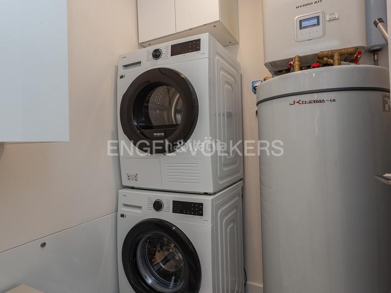 Foto 54510866-4861-4494-8d5b-e176c2cf005e. Lloguer apartament amb calefacció aparcament piscina a Esplugues de Llobregat