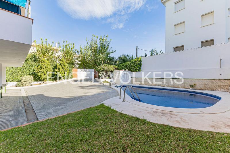 Foto d637f448-6d10-40fc-98b4-60efd69b37d7. Appartement avec chauffage parking piscine dans Can Girona - Terramar - Vinyet Sitges