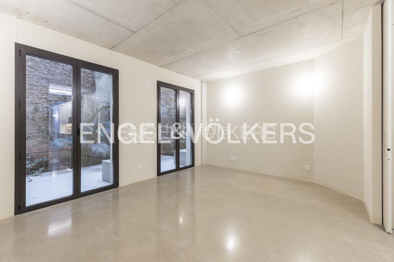 Foto ae0867ea-6cdc-4297-a235-ba1d62078dcf. Duplex con riscaldamento in Sagrada Família Barcelona