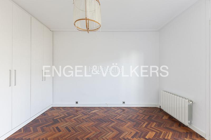 Foto 1393dfdc-9474-410f-86ba-37460aa9a989. Appartement avec chauffage dans Sants Barcelona