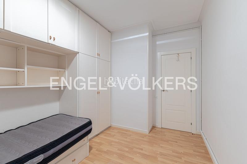 Foto 298f56af-ca6c-40cb-a480-38bac2a657f5. Appartement avec chauffage dans Sants Barcelona