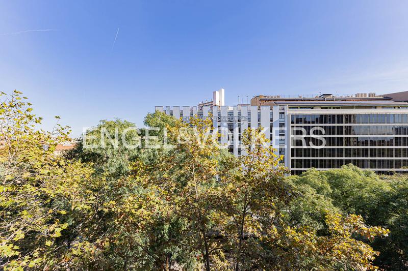 Foto 36183ee6-ecb3-4e1e-b729-24dc8fd64b6e. Appartement avec chauffage dans Sants Barcelona