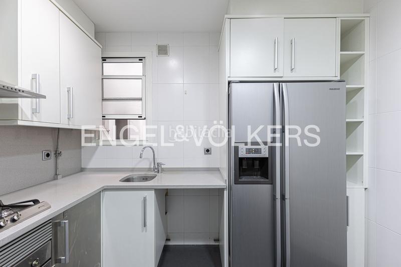 Foto b3221de8-ad9c-4ad4-b093-abd851f654e8. Appartement avec chauffage dans Sants Barcelona