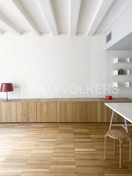 Foto 1ce0dc30-d0a6-4cc7-ac57-dca1a4be52f1. Rent apartment with heating in Raval Barcelona
