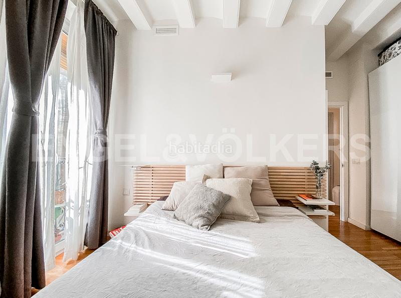 Foto 609686bb-8b90-4da9-a10f-e295668f03d0. Rent apartment with heating in Raval Barcelona