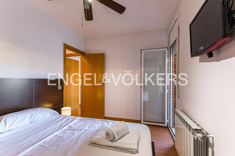 Foto 8a24e86e-c43a-4f1b-9394-bd2ba8b53cd8. Lloguer apartament amb calefacció aparcament piscina a Castelldefels