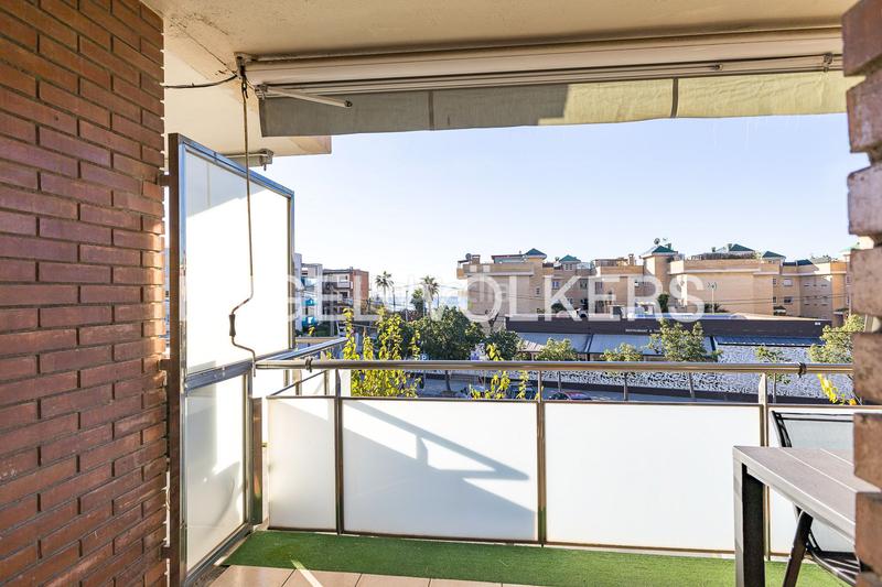 Foto b39ba495-86c7-4ef4-8b4a-df2335d4a14d. Lloguer apartament amb calefacció aparcament piscina a Castelldefels