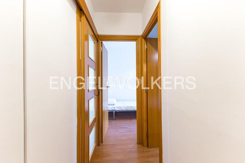 Foto ed48c759-ec4d-4755-b59b-45c4c684d87c. Lloguer apartament amb calefacció aparcament piscina a Castelldefels
