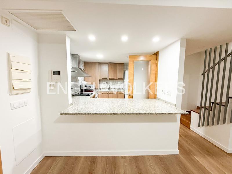 Foto aebe7545-db6b-4aa7-8aaf-e6d60cfaa6be. Miete zweistöckige wohnung mit heizung in Sagrada Família Barcelona