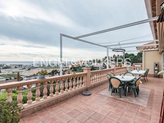 Haus in Santa Susanna. Lujo frente al mar en santa susanna con piscina