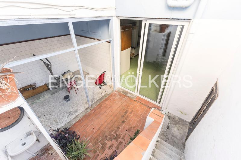 Foto 7e9b6df8-9533-4513-8994-f866267d9101. Maison avec chauffage dans Can Baró Barcelona