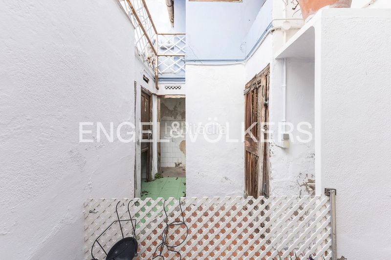 Foto b3c62dec-aaba-4024-a55d-831f098e84bc. Casa amb calefacció a Can Baró Barcelona
