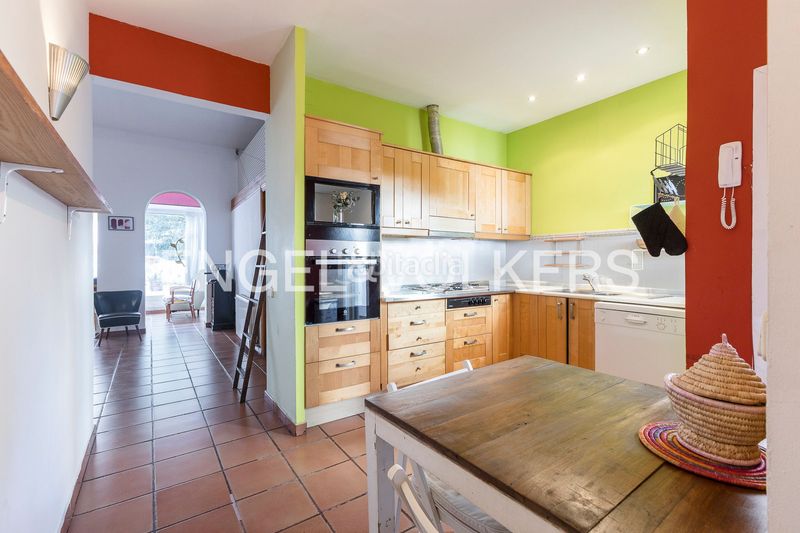 Foto d651db08-6b53-48c7-b5aa-2b663853d241. Casa amb calefacció a Can Baró Barcelona