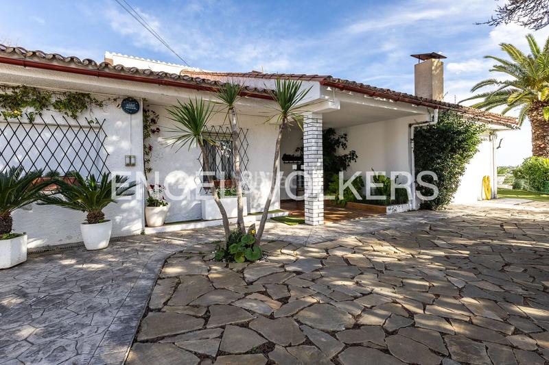 Foto 282bd7e6-7fe9-4b81-8b33-e337ad758134. Maison avec chauffage parking piscine dans Alella