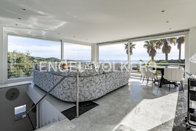 Foto 4be0f7bf-a92a-4d4d-9335-26e2f08f00a5. Maison avec chauffage parking piscine dans Alella