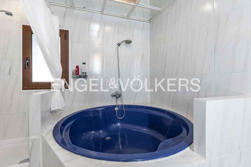 Foto 56eb1e25-d1e6-43f0-ac46-66c2fb938018. Maison avec chauffage parking piscine dans Alella