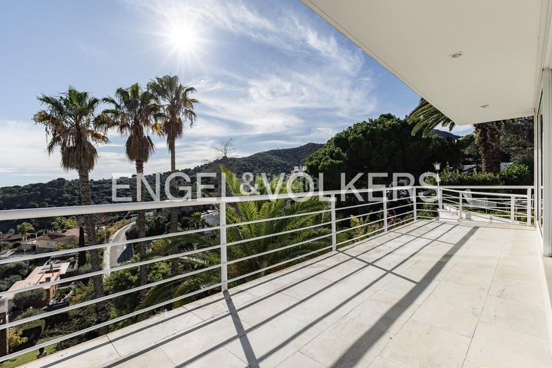 Foto 95b8f883-d392-4fb8-896d-80c1f84309c2. Maison avec chauffage parking piscine dans Alella