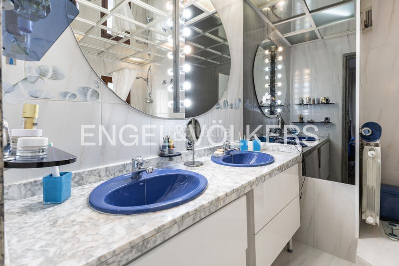 Foto 9f9a3a53-6e0c-4a76-a4f5-94e93e698dc7. Maison avec chauffage parking piscine dans Alella