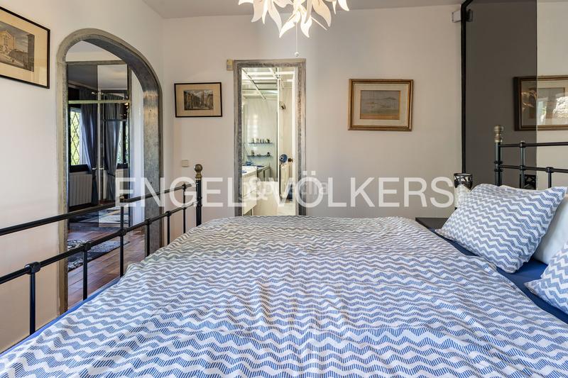 Foto b5925e93-bf42-4bd1-aa69-c79019700589. Maison avec chauffage parking piscine dans Alella