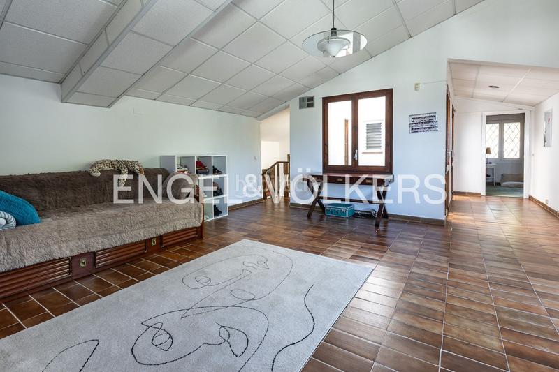 Foto dcb4fdea-34a0-4104-9231-5a69d717887f. Maison avec chauffage parking piscine dans Alella